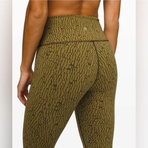Lululemon Wunder Under High-Rise Leggings | Size 4 | Olive Green | Yoga